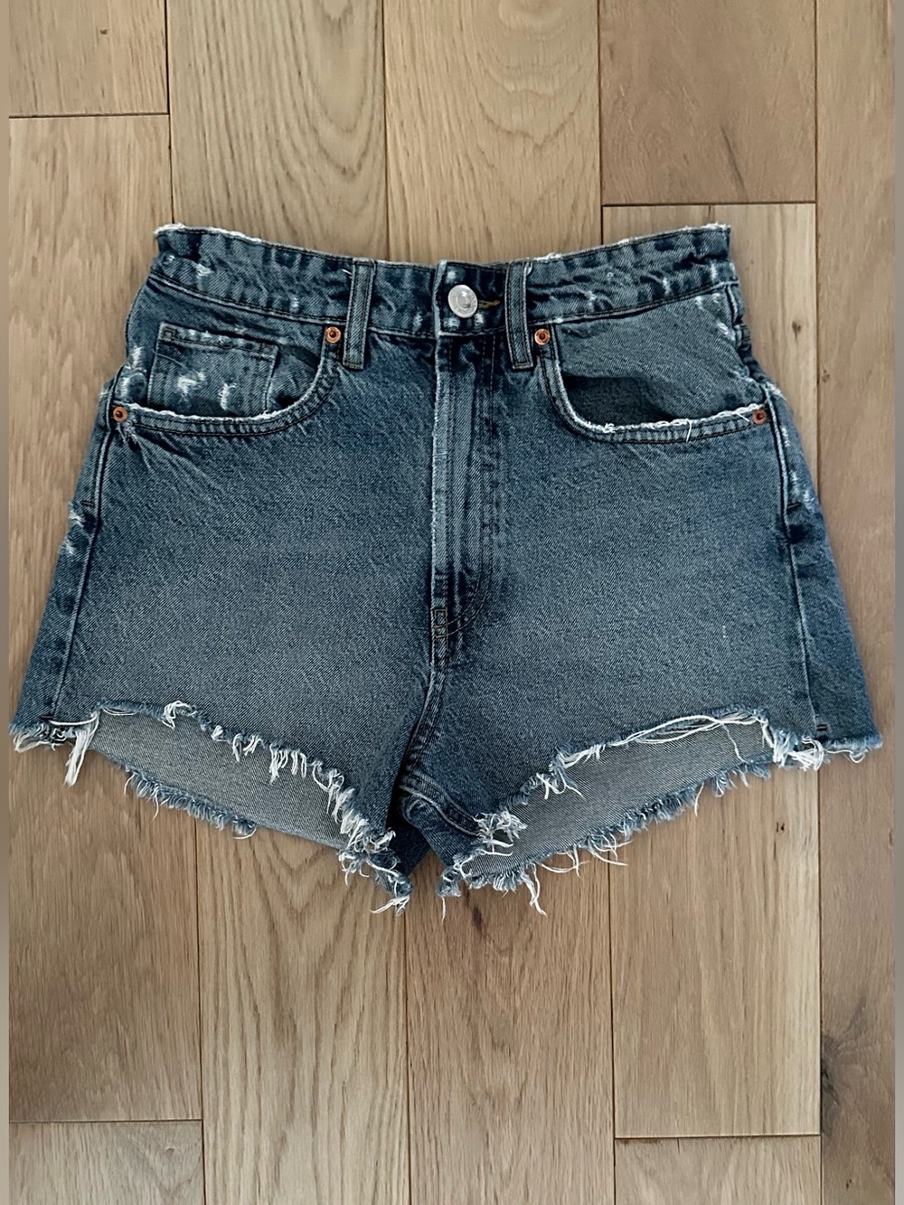 Zara Jean shorts size 4